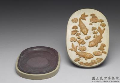 图片[2]-Songhua inkstone with lid featuring fish and aquatic plants, Qing dynasty, Qianlong reign (1736-1795)-China Archive